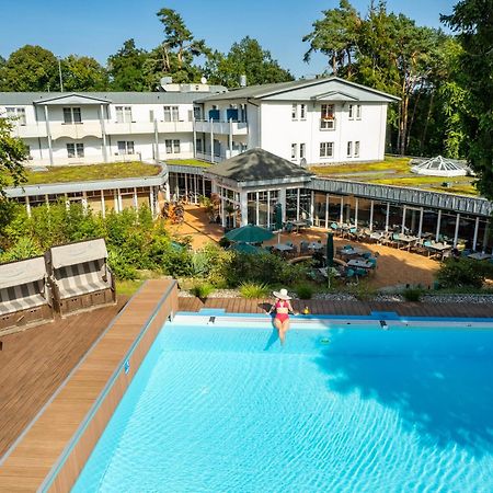 Ostseehotel Villen Im Park - Ein Rovell Hotel Heringsdorf  Exterior photo
