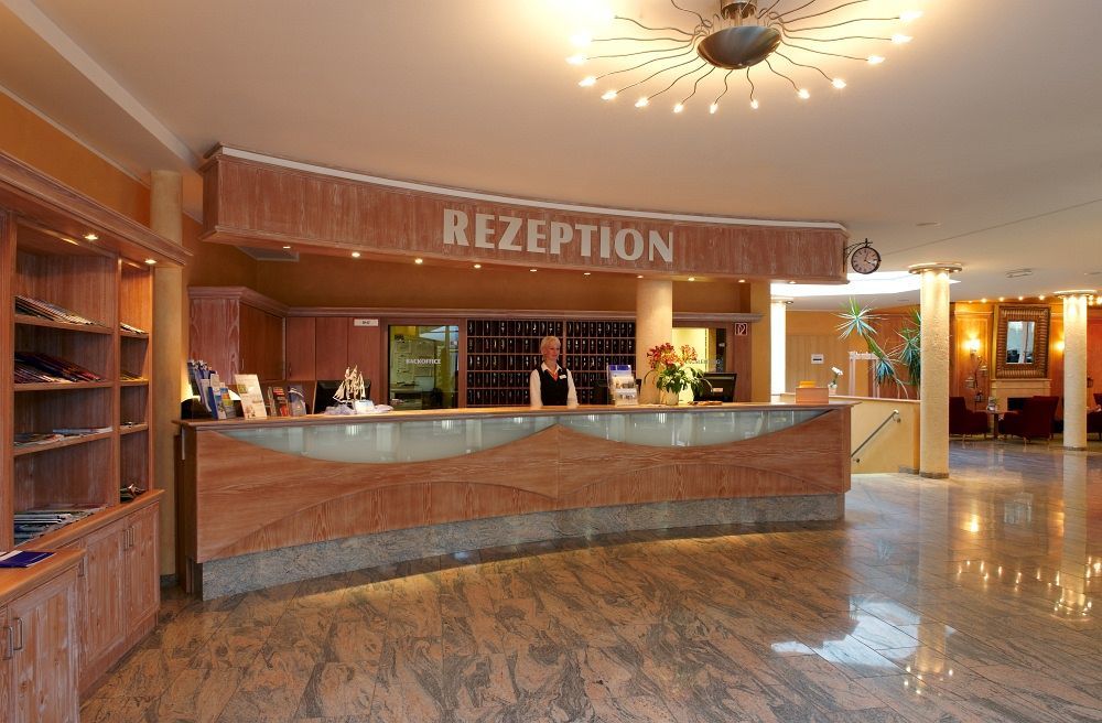 Ostseehotel Villen Im Park - Ein Rovell Hotel Heringsdorf  Exterior photo